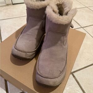 Merrell Women’s Snow/Winter Short Boots Faux Fur and Real Suede Leather Outer